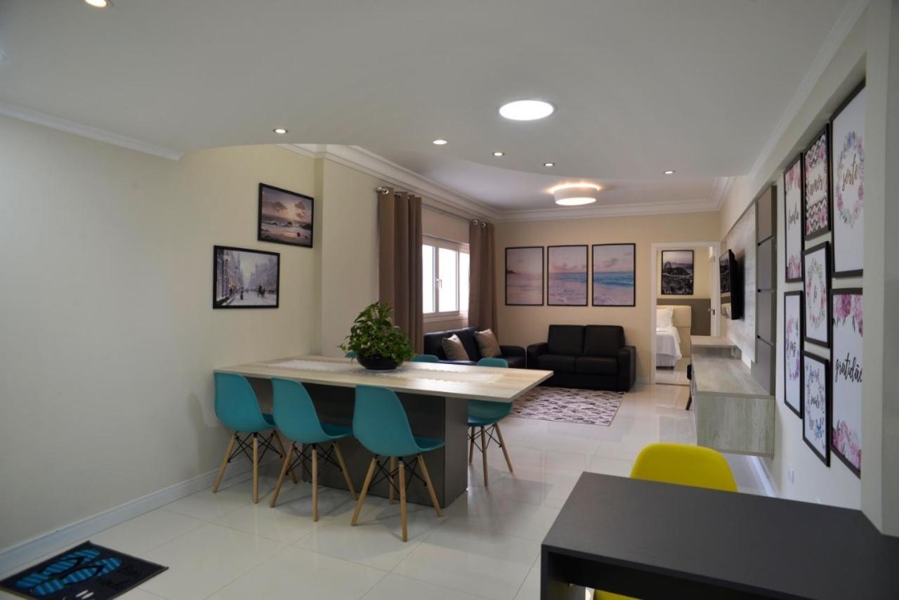 Apartamento FRENTE MAR PÉ NA AREIA, na Av Atlântica Balneário Camboriú Exterior foto